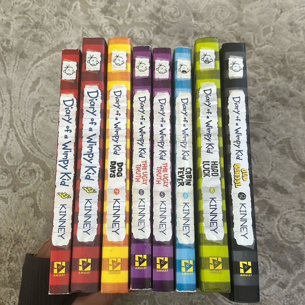Diary of a wimpy kid books